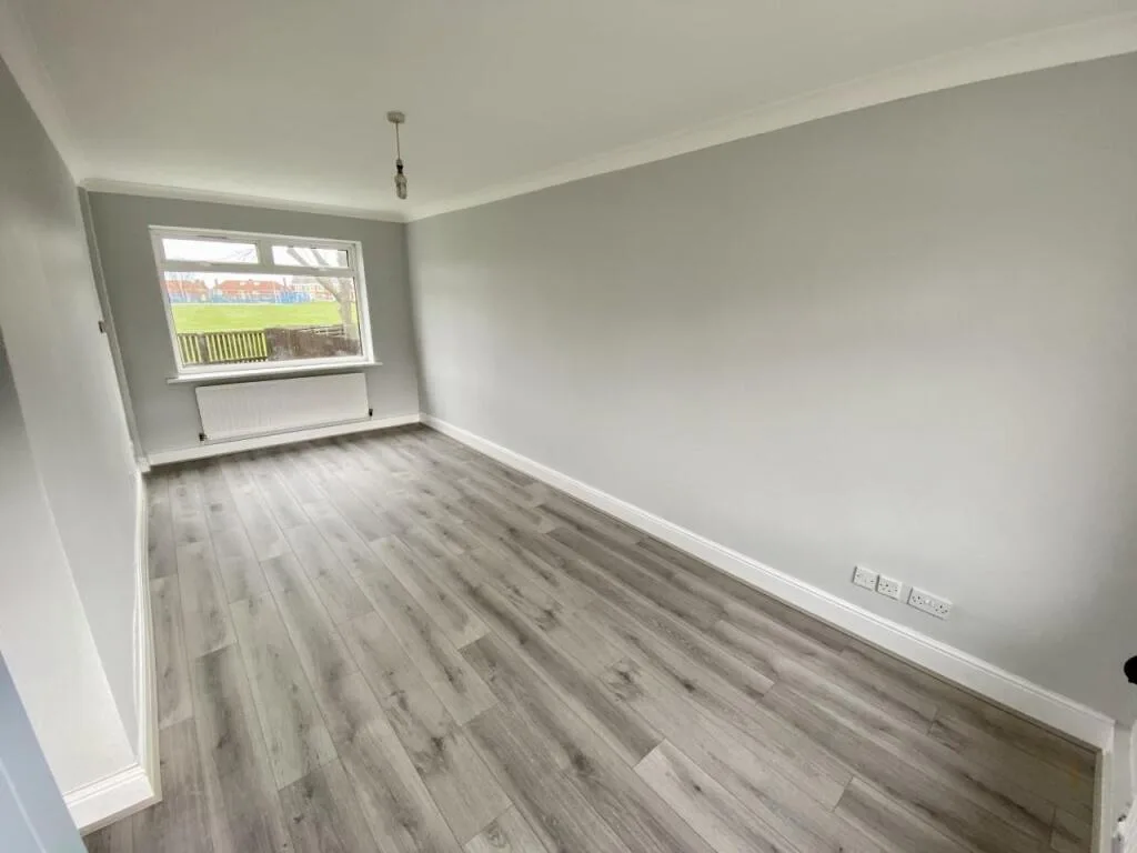 3 bedroom semi-detached house for rent