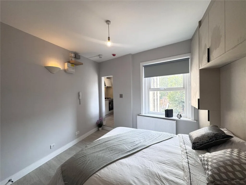 Studio apartment for rent