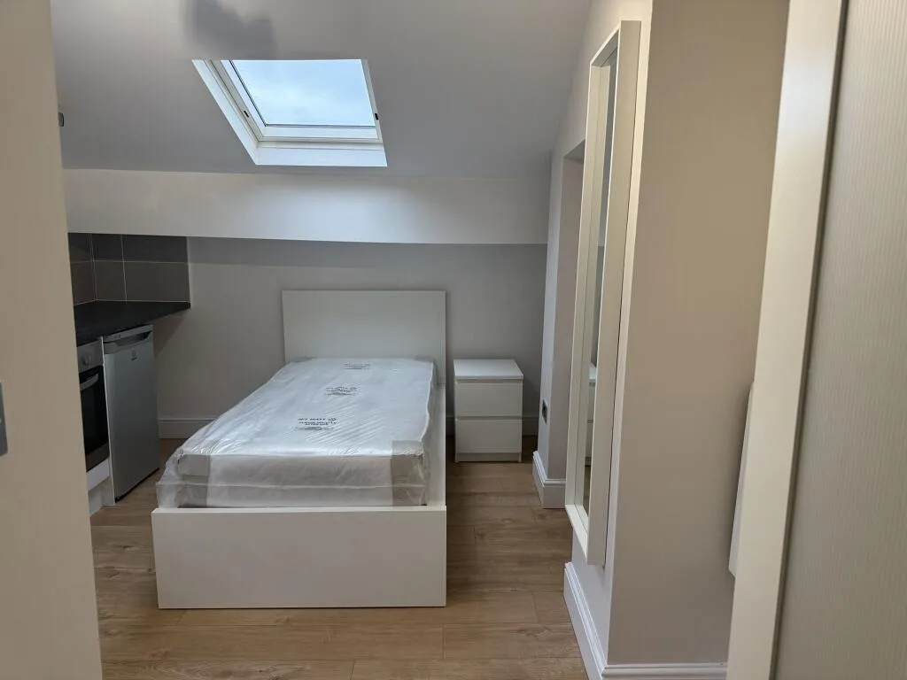 Studio flat for rent