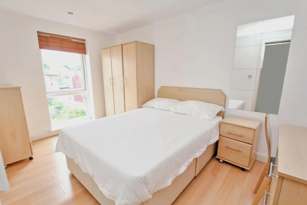 3 bedroom flat for rent