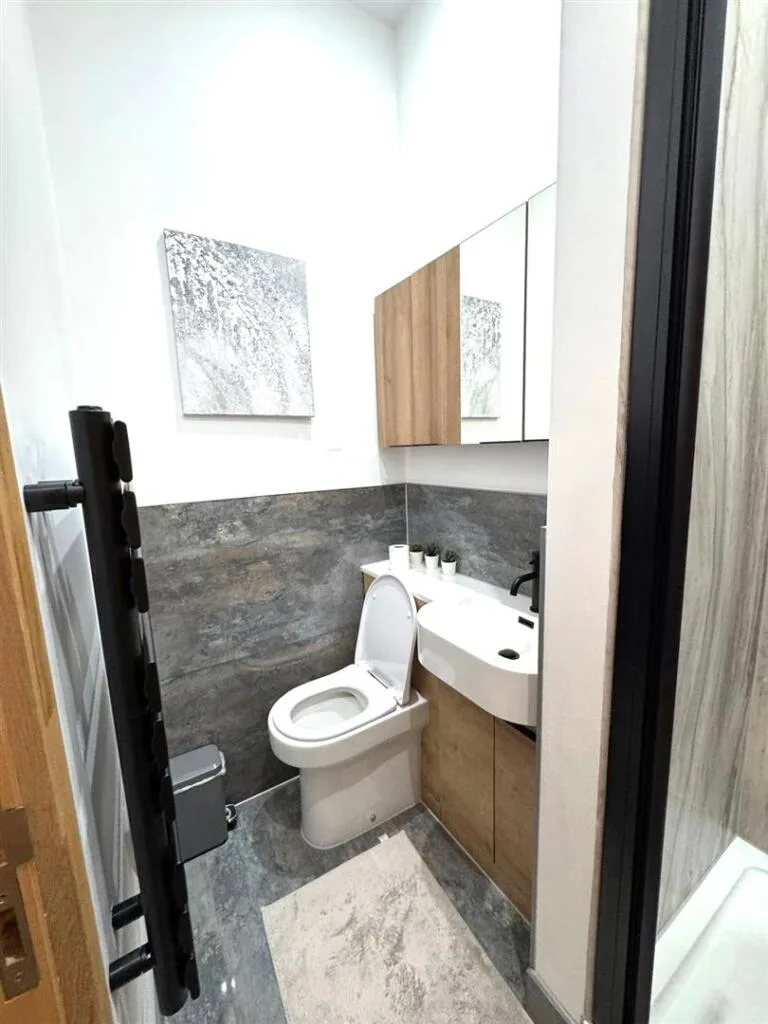 3 bedroom apartment for rent