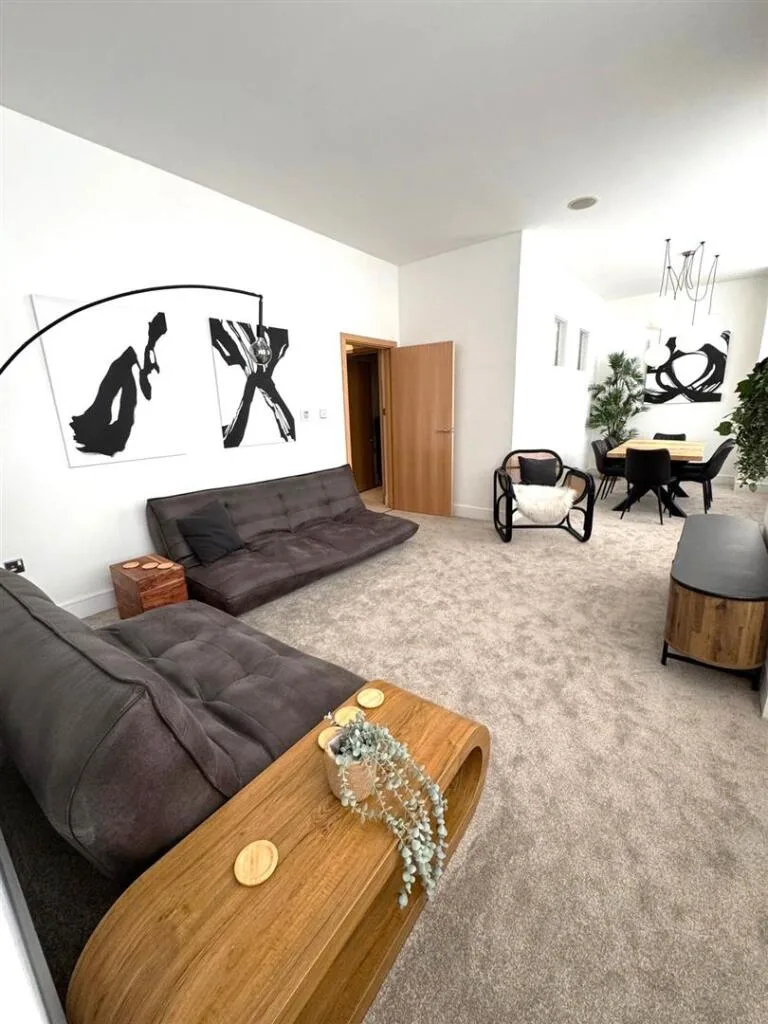3 bedroom apartment for rent