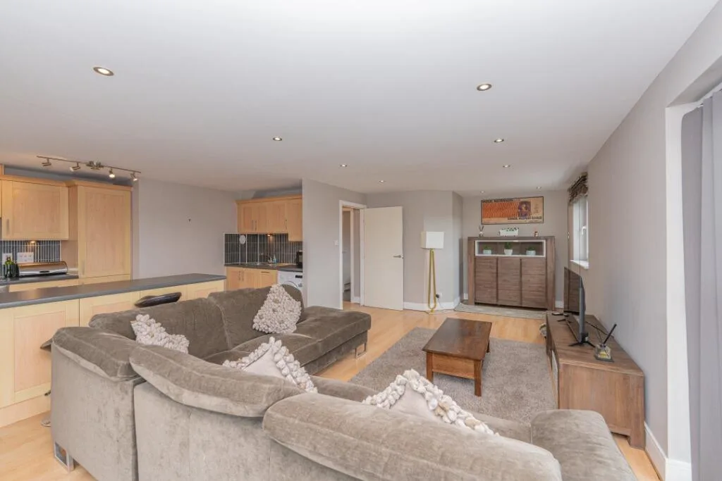 2 bedroom flat for rent