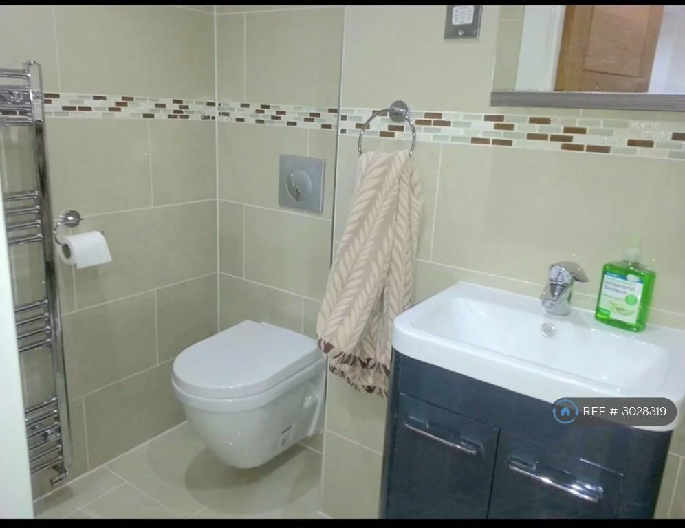 3 bedroom flat for rent