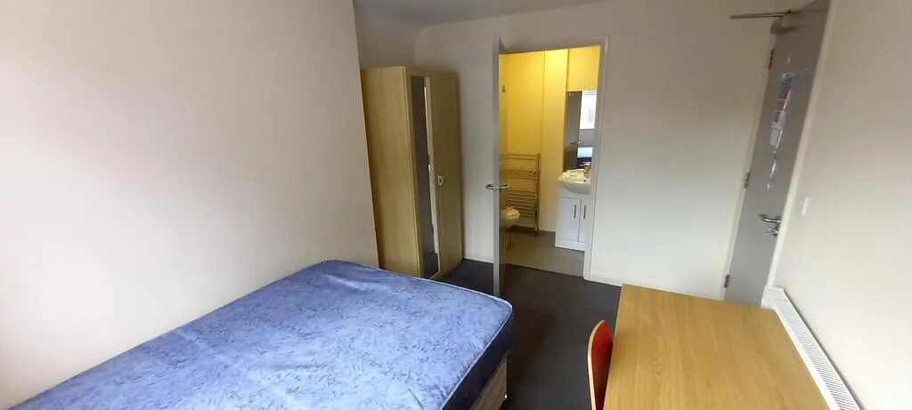 2 bedroom ground floor flat for rent