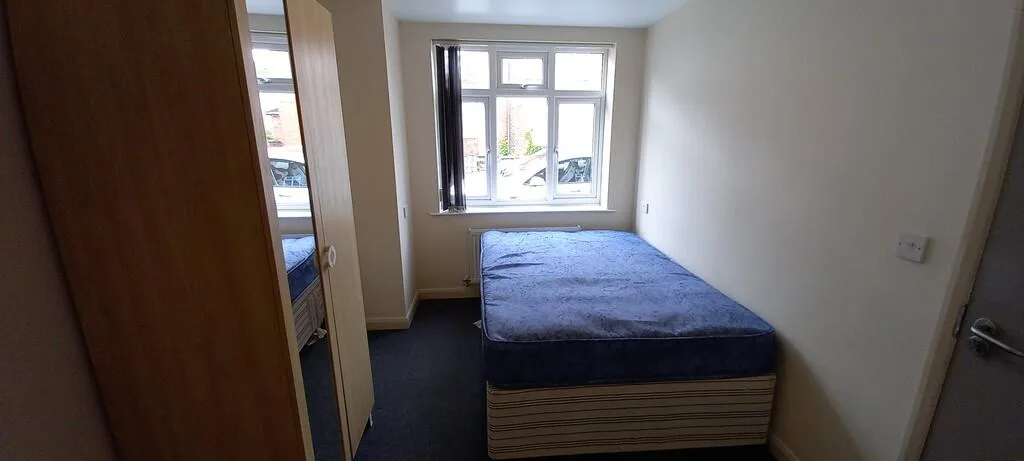 2 bedroom ground floor flat for rent