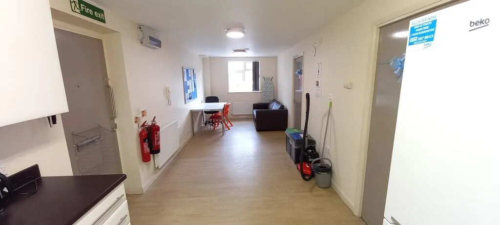 2 bedroom ground floor flat for rent