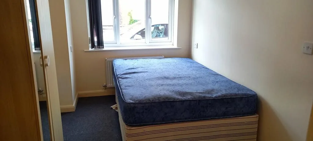 2 bedroom ground floor flat for rent