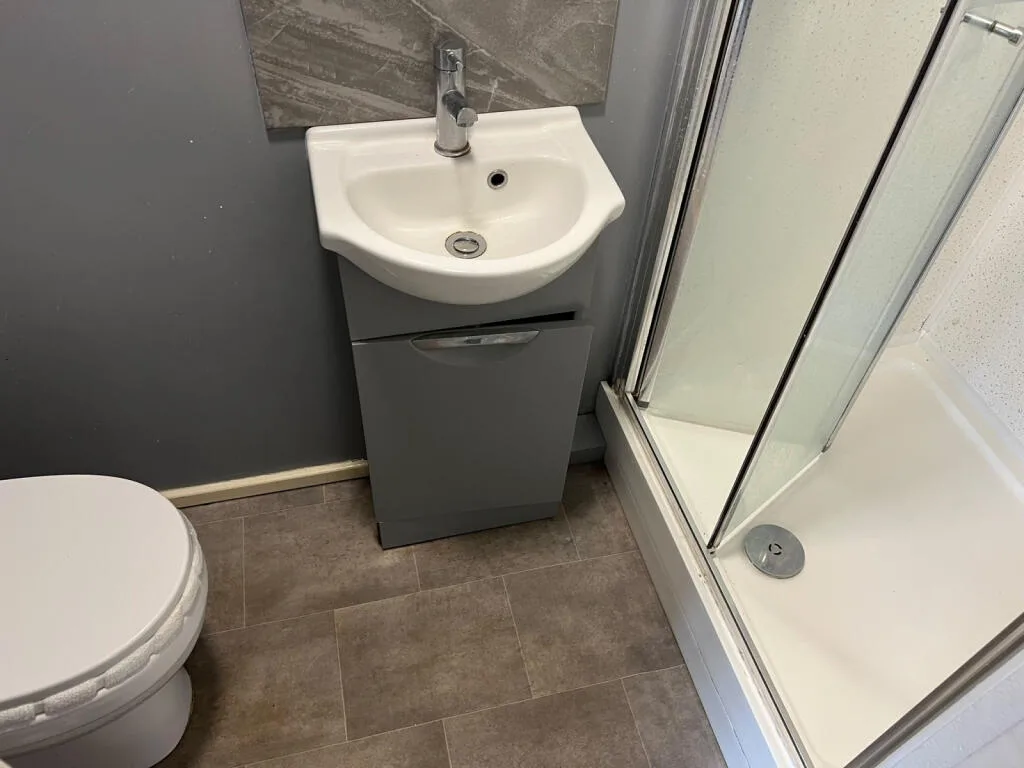 3 bedroom semi-detached house for rent