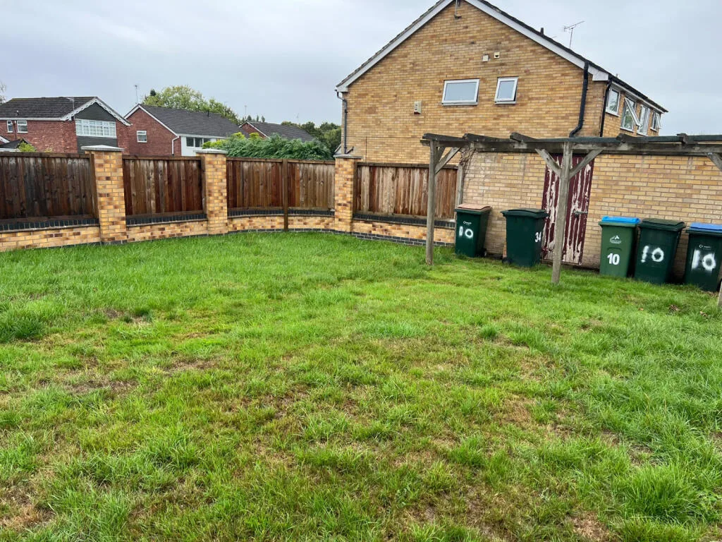 3 bedroom semi-detached house for rent