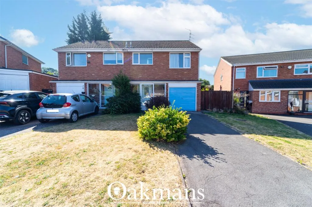 3 bedroom semi-detached house for rent