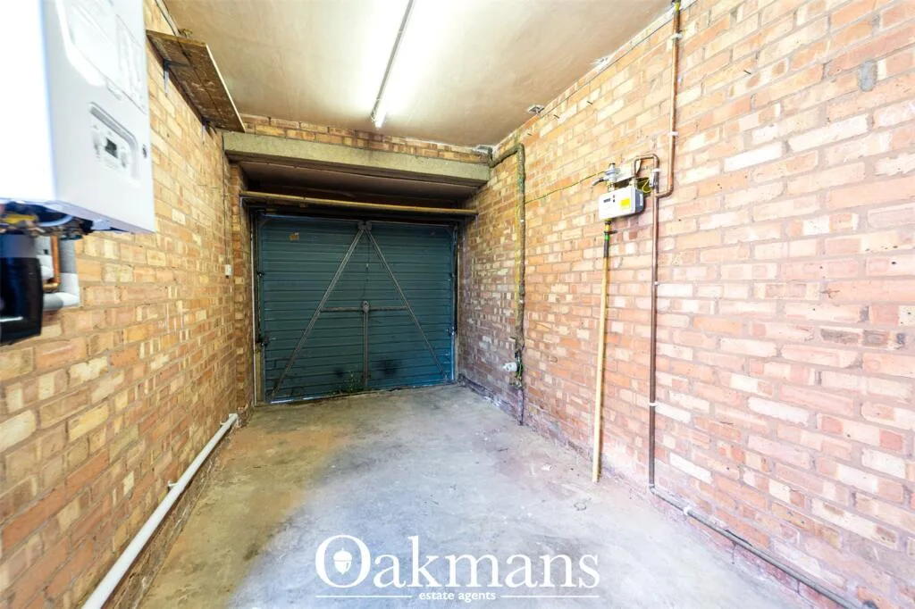 3 bedroom semi-detached house for rent