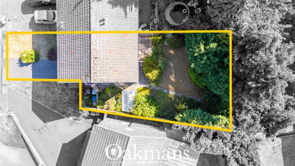 3 bedroom semi-detached house for rent