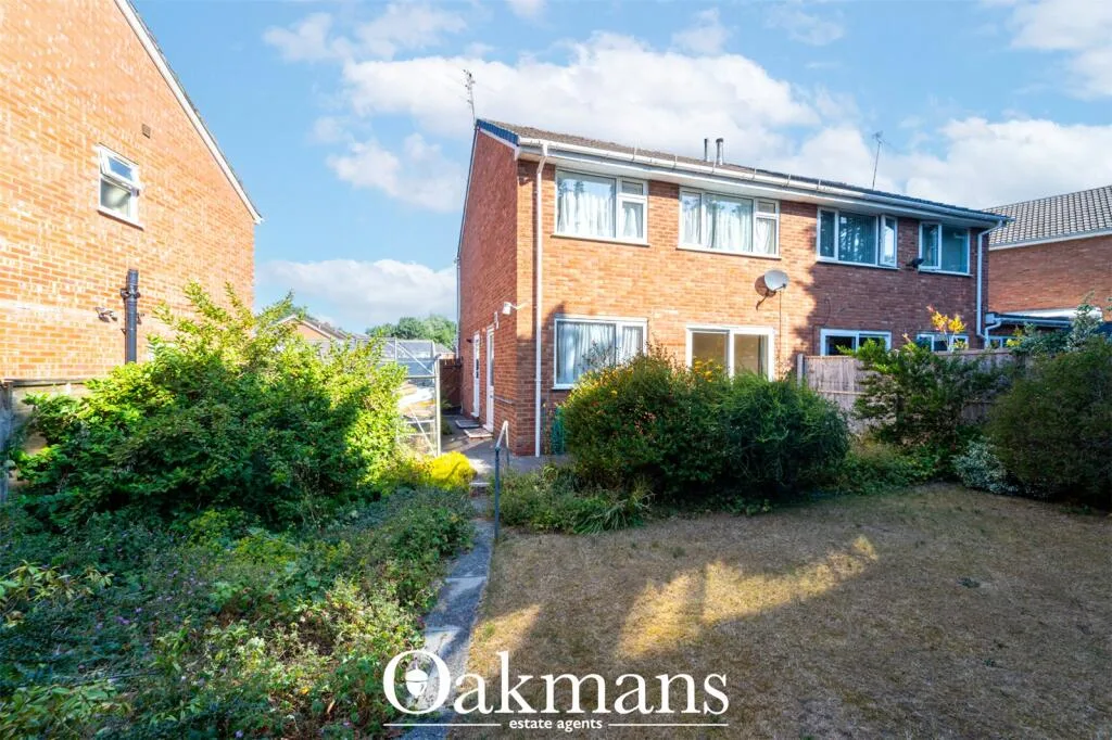 3 bedroom semi-detached house for rent