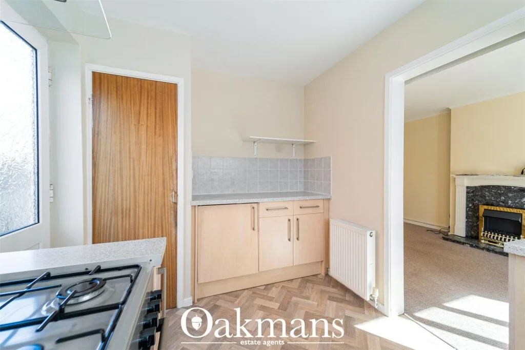 3 bedroom semi-detached house for rent
