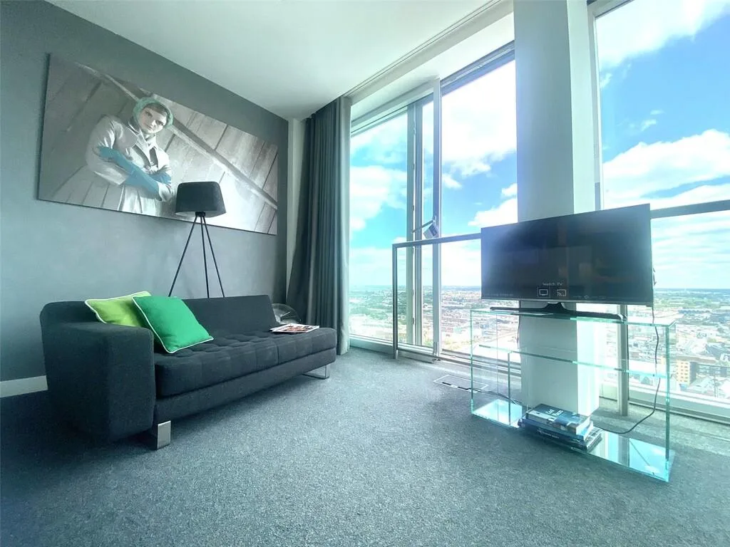 Studio flat for rent