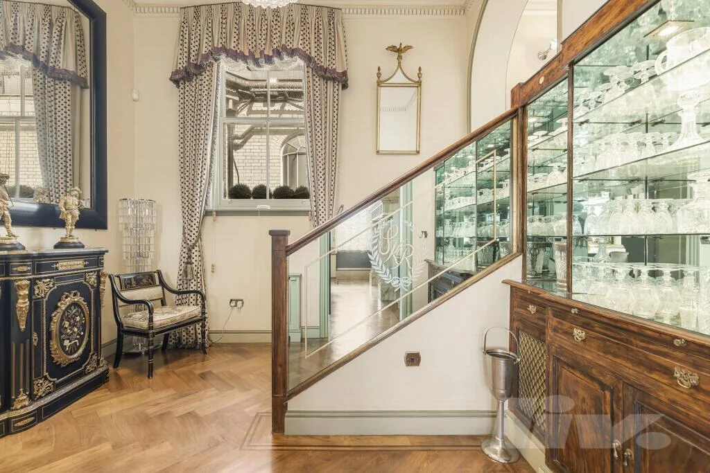 4 bedroom apartment for rent