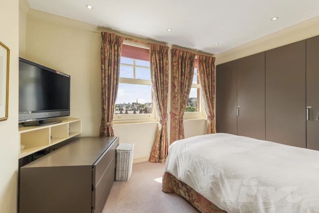 4 bedroom apartment for rent