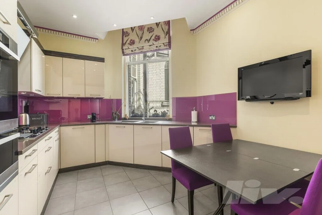 4 bedroom apartment for rent