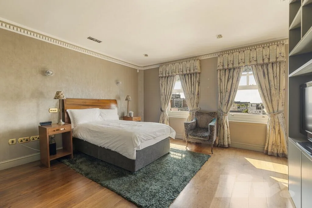 4 bedroom apartment for rent