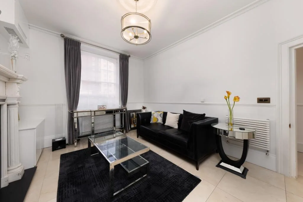 5 bedroom town house for rent