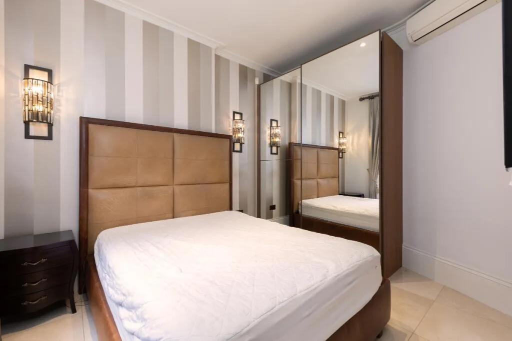 5 bedroom town house for rent