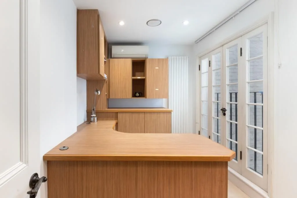 5 bedroom town house for rent