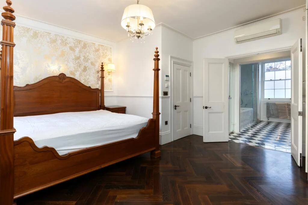 5 bedroom town house for rent