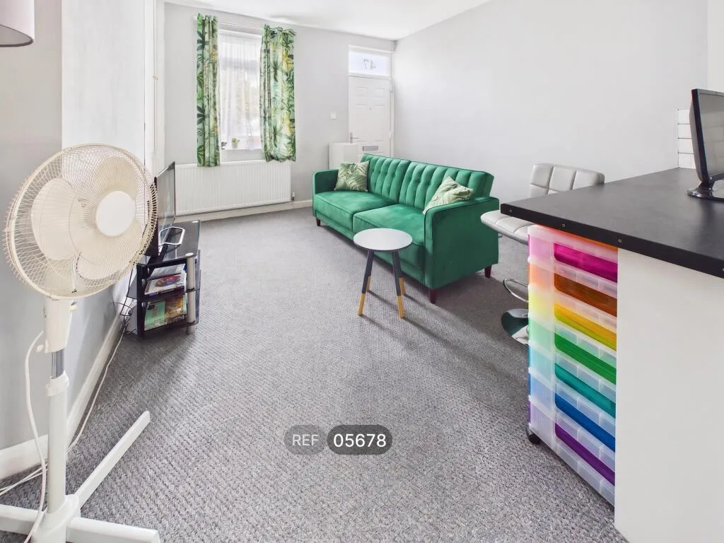 2 bedroom terraced house for rent