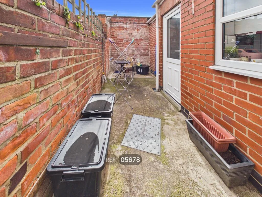 2 bedroom terraced house for rent