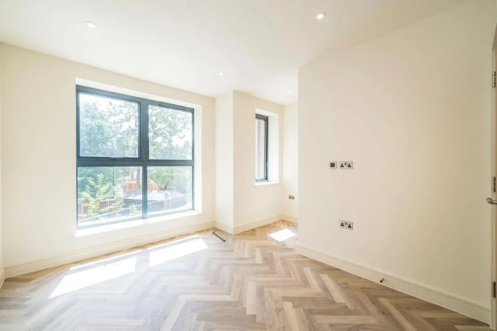 2 bedroom end of terrace house for rent