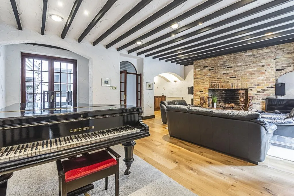 3 bedroom apartment for rent