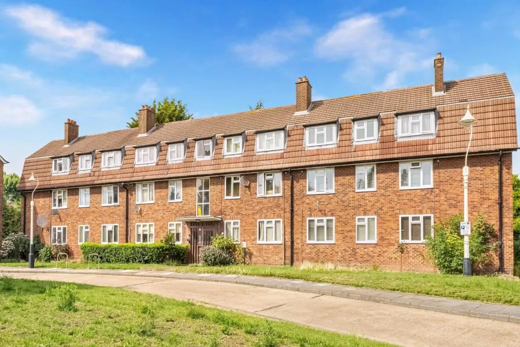 Ground floor studio flat for rent