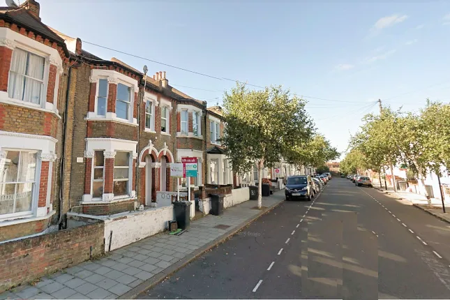 2 bedroom ground floor flat for rent