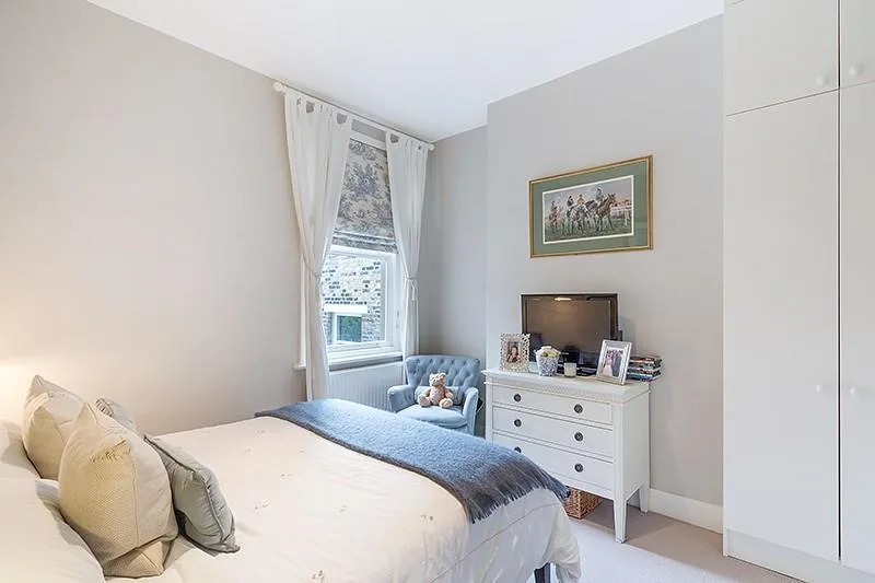 3 bedroom flat for rent