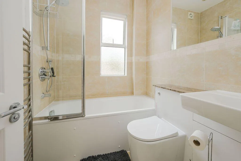 4 bedroom terraced house for rent