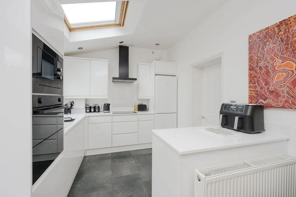 4 bedroom terraced house for rent