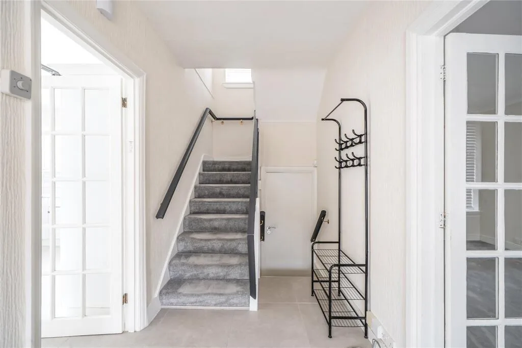 5 bedroom house for rent
