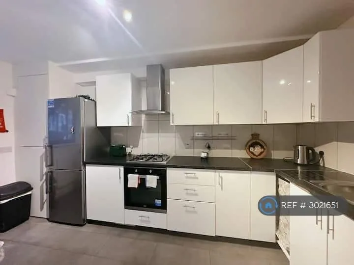 4 bedroom terraced house for rent