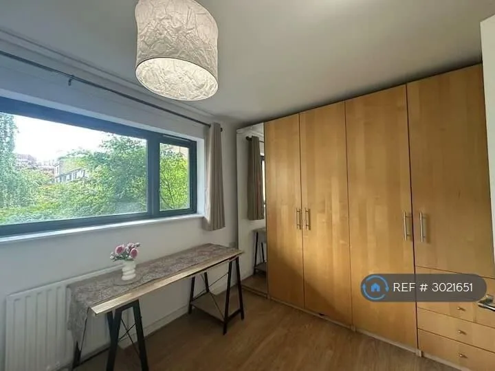 4 bedroom terraced house for rent