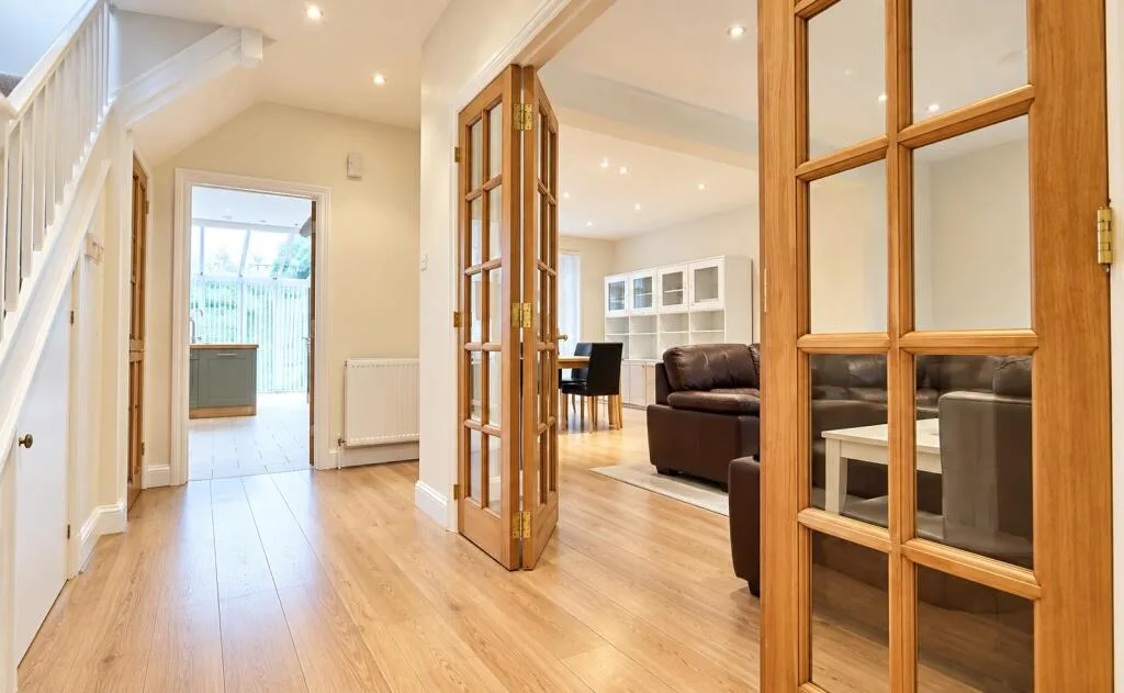 4 bedroom semi-detached house for rent