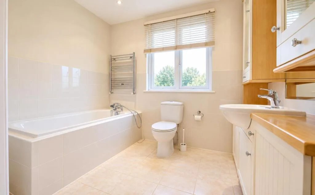 4 bedroom semi-detached house for rent