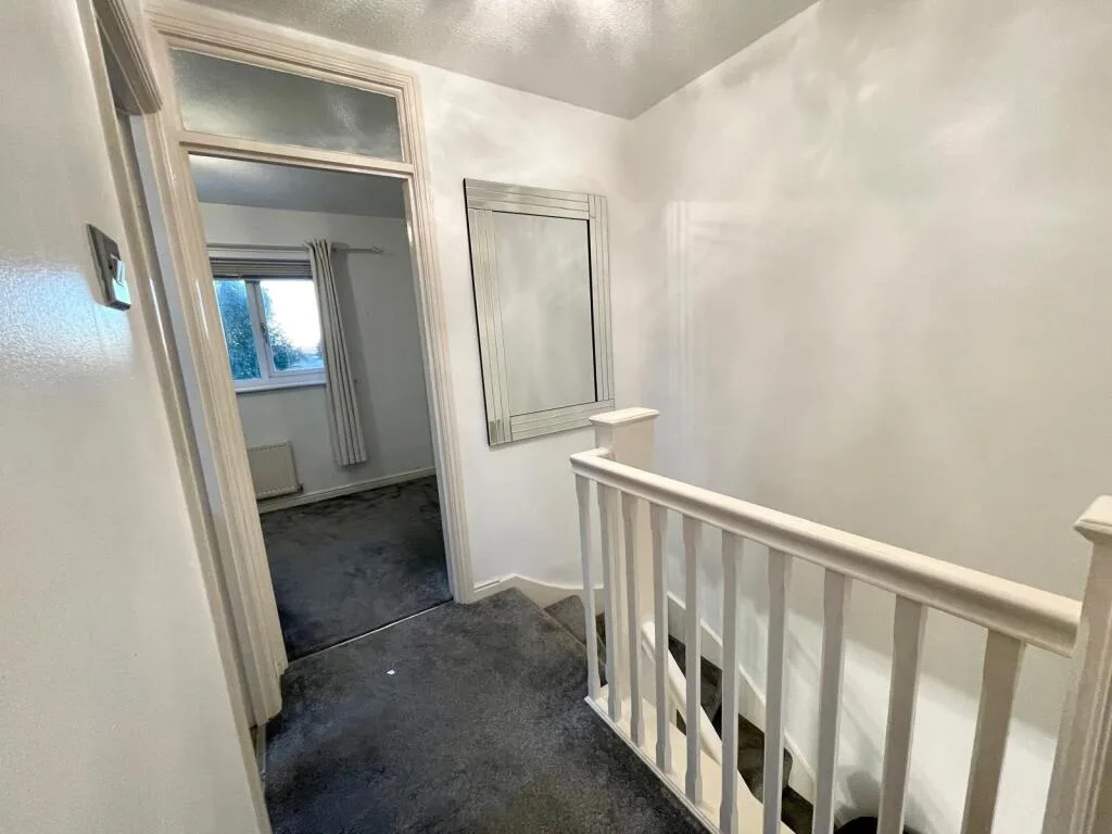 2 bedroom semi-detached house for rent