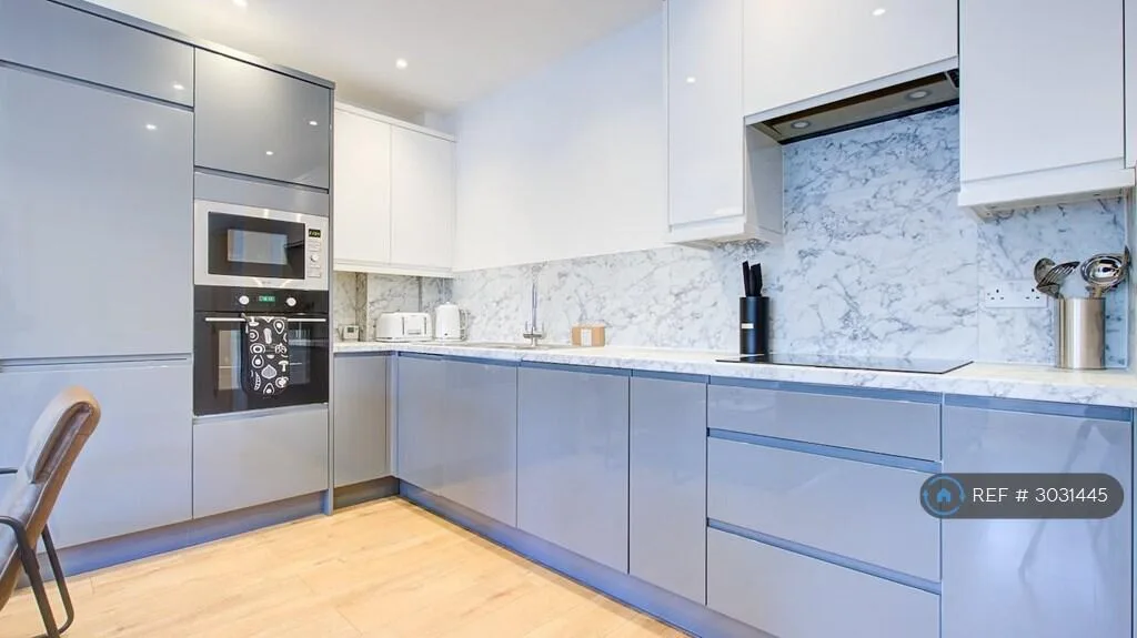 3 bedroom flat for rent