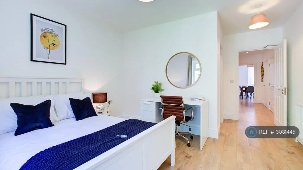 3 bedroom flat for rent