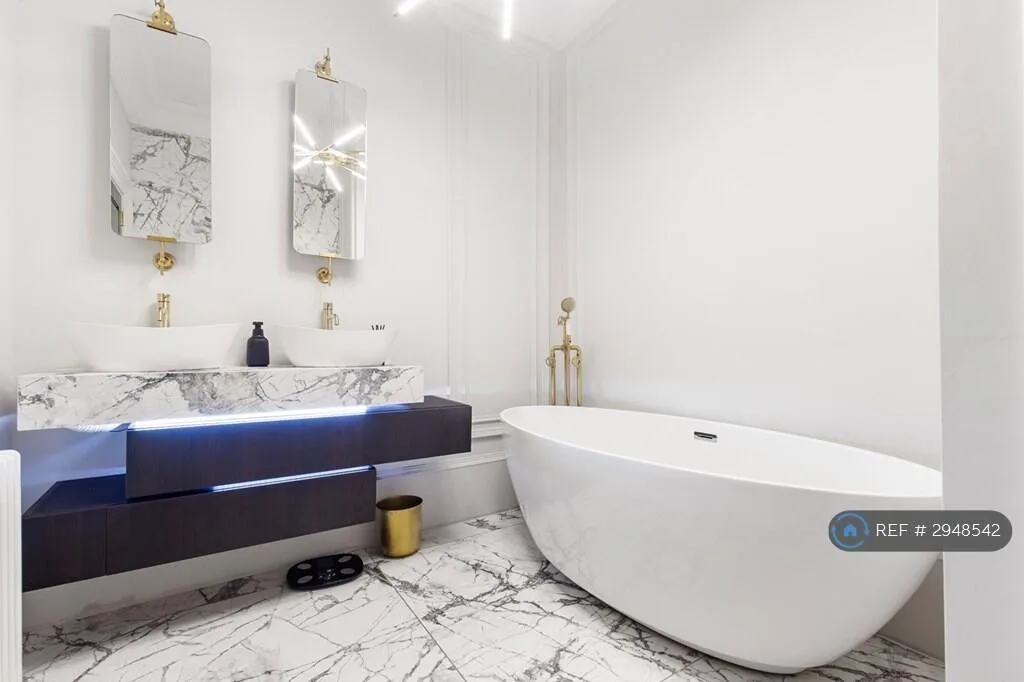 2 bedroom penthouse for rent
