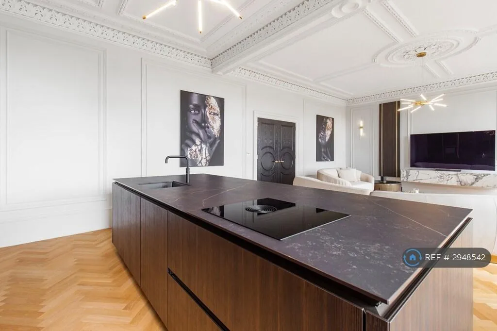 2 bedroom penthouse for rent