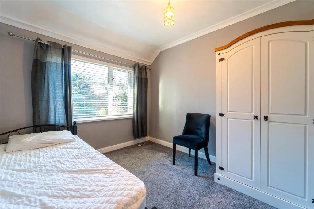 3 bedroom semi-detached house for rent