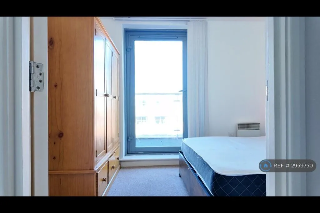 2 bedroom penthouse for rent