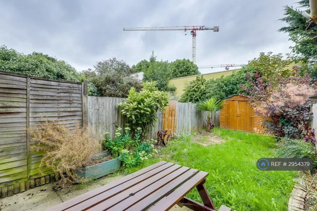 2 bedroom terraced house for rent